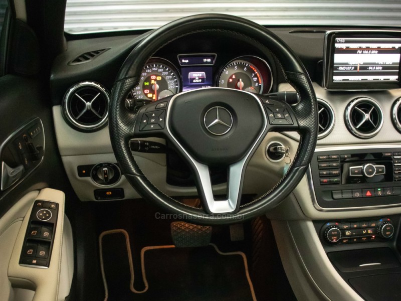 GLA 250 2.0 16V TURBO GASOLINA VISION 4P AUTOMÁTICO - 2015 - CAXIAS DO SUL