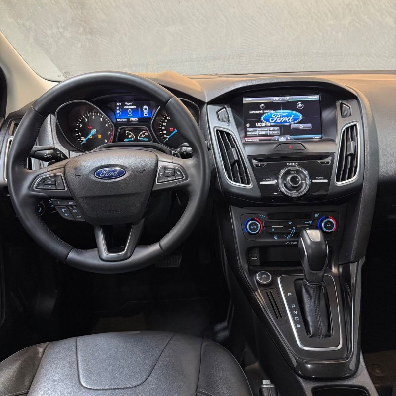 FOCUS 2.0 TITANIUM HATCH 16V FLEX 4P AUTOMÁTICO - 2016 - CAXIAS DO SUL