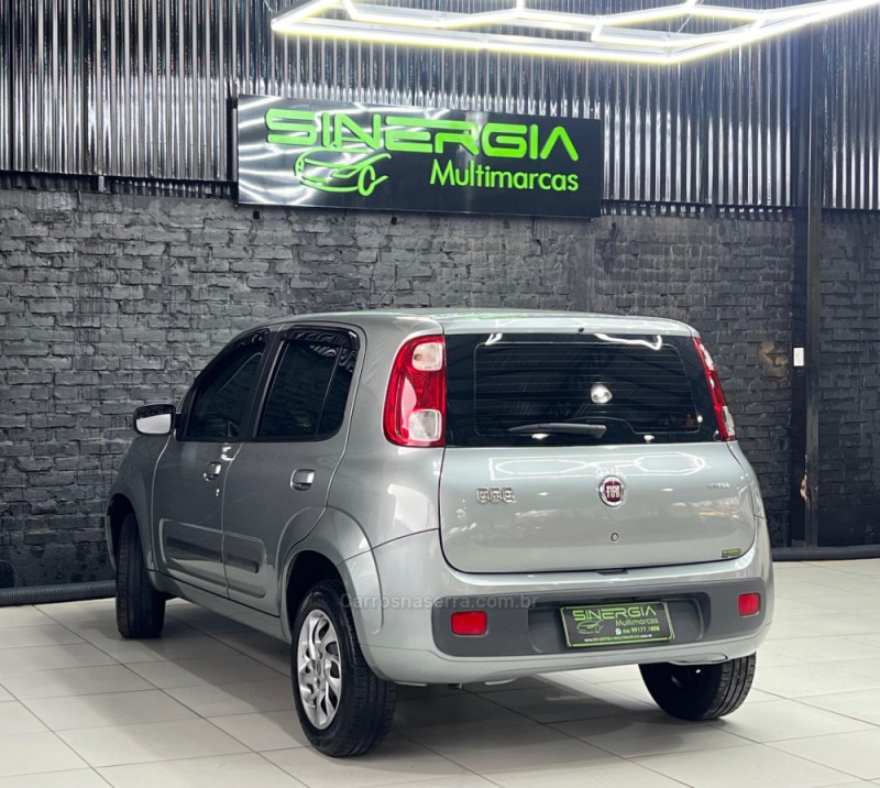 UNO 1.0 VIVACE 8V FLEX 4P MANUAL - 2011 - CAXIAS DO SUL