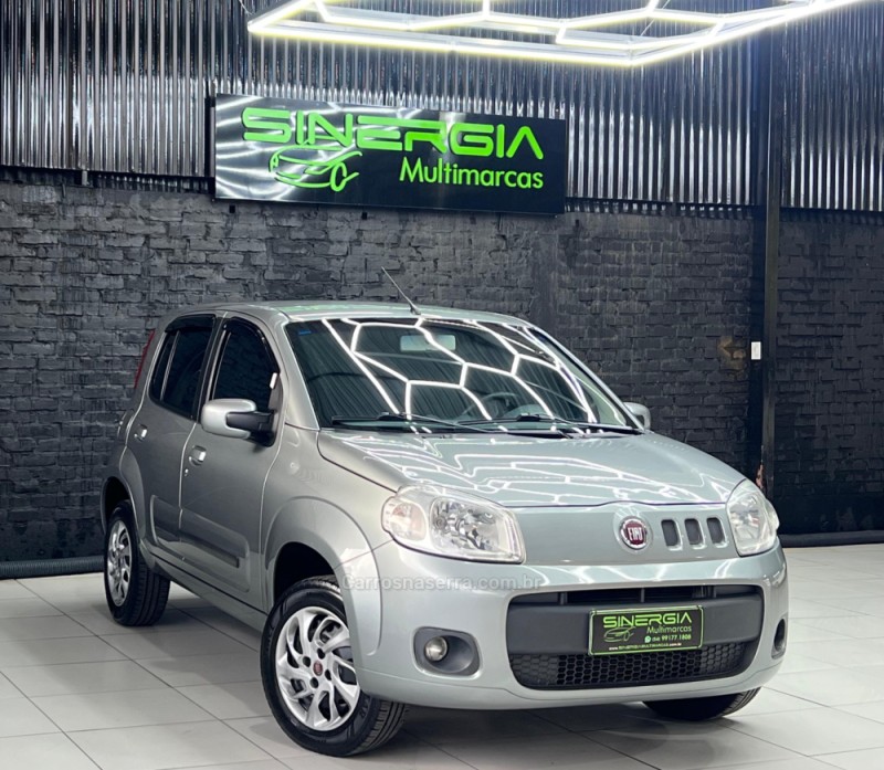UNO 1.0 VIVACE 8V FLEX 4P MANUAL - 2011 - CAXIAS DO SUL