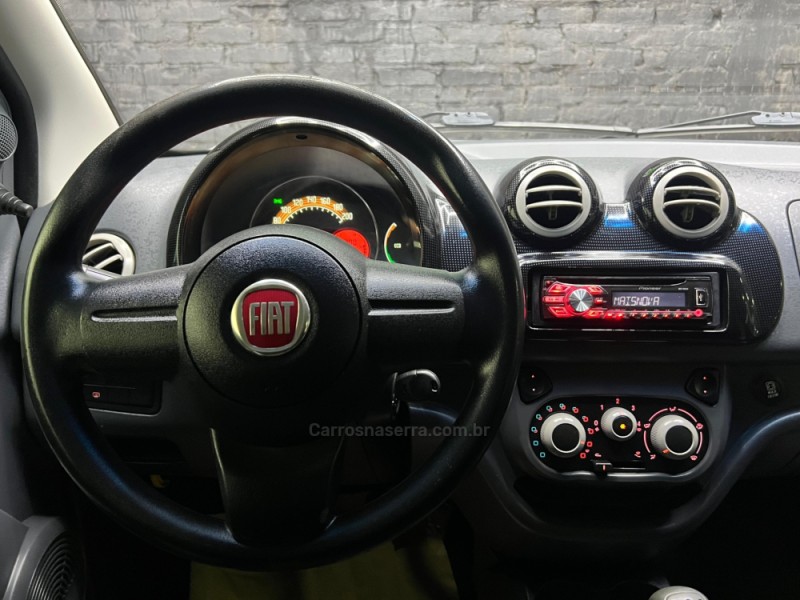 UNO 1.0 VIVACE 8V FLEX 4P MANUAL - 2011 - CAXIAS DO SUL
