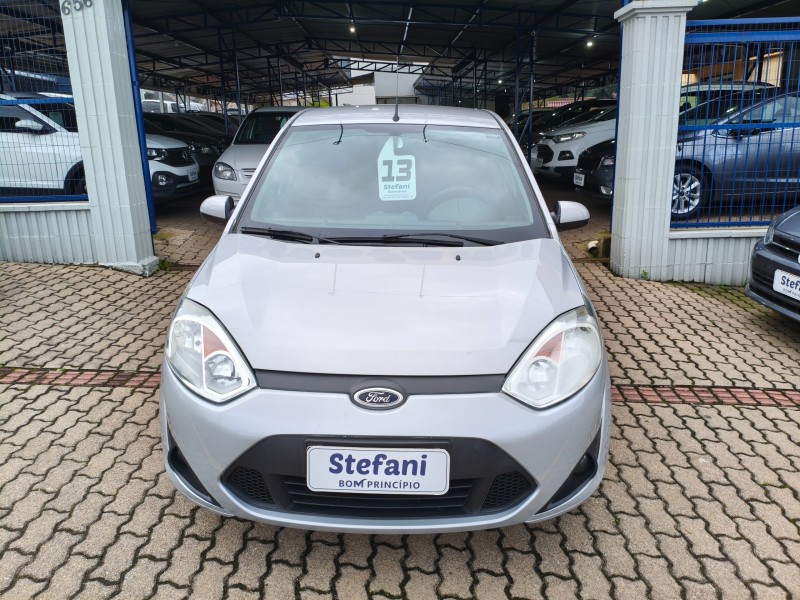FIESTA 1.6 ROCAM SEDAN 8V FLEX 4P MANUAL - 2013 - BOM PRINCíPIO