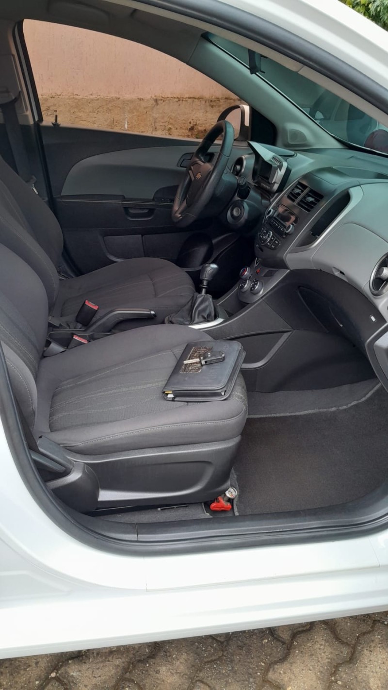 SONIC 1.6 LT 16V FLEX 4P MANUAL - 2014 - ESTRELA