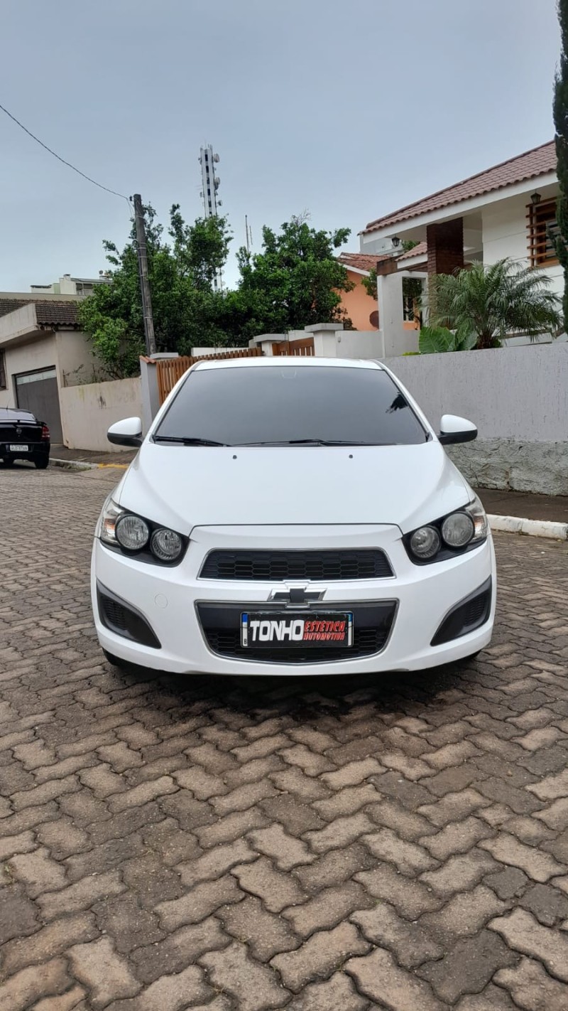 SONIC 1.6 LT 16V FLEX 4P MANUAL - 2014 - ESTRELA