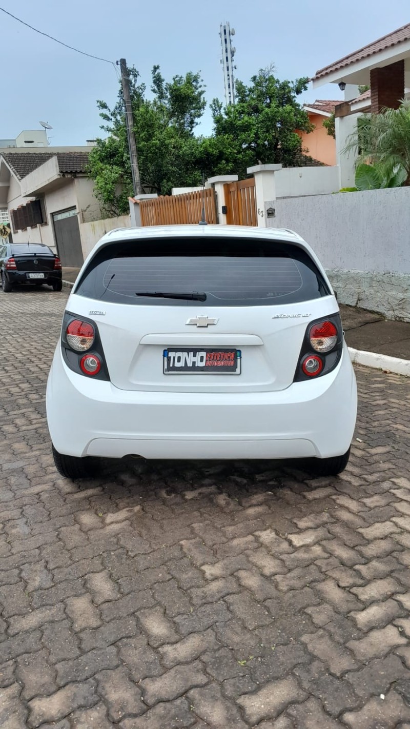 SONIC 1.6 LT 16V FLEX 4P MANUAL - 2014 - ESTRELA