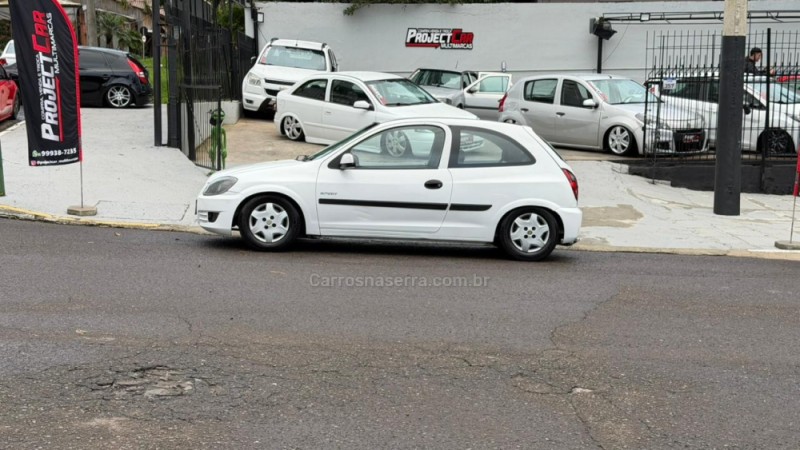 CELTA 1.0 MPFI LIFE 8V FLEX 2P MANUAL