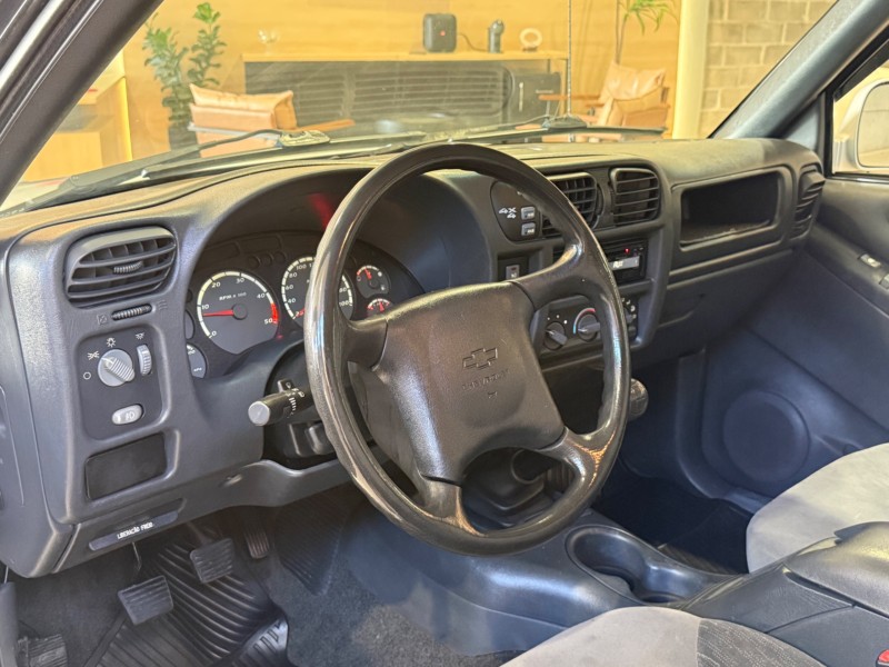 S10 2.8 DLX 4X4 CD 12V TURBO INTERCOOLER DIESEL 4P MANUAL - 2003 - CARLOS BARBOSA