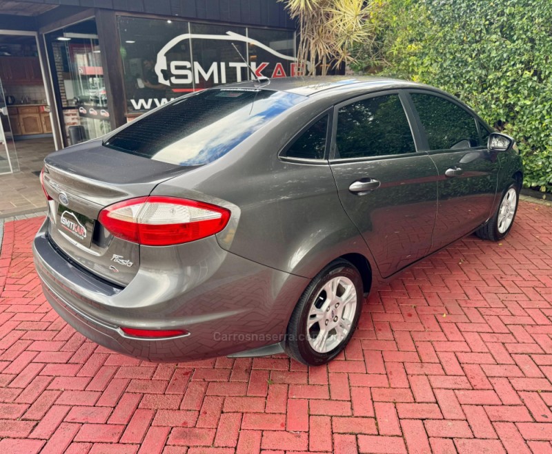 FIESTA 1.6 SE SEDAN 16V FLEX 4P AUTOMÁTICO - 2015 - ROLANTE