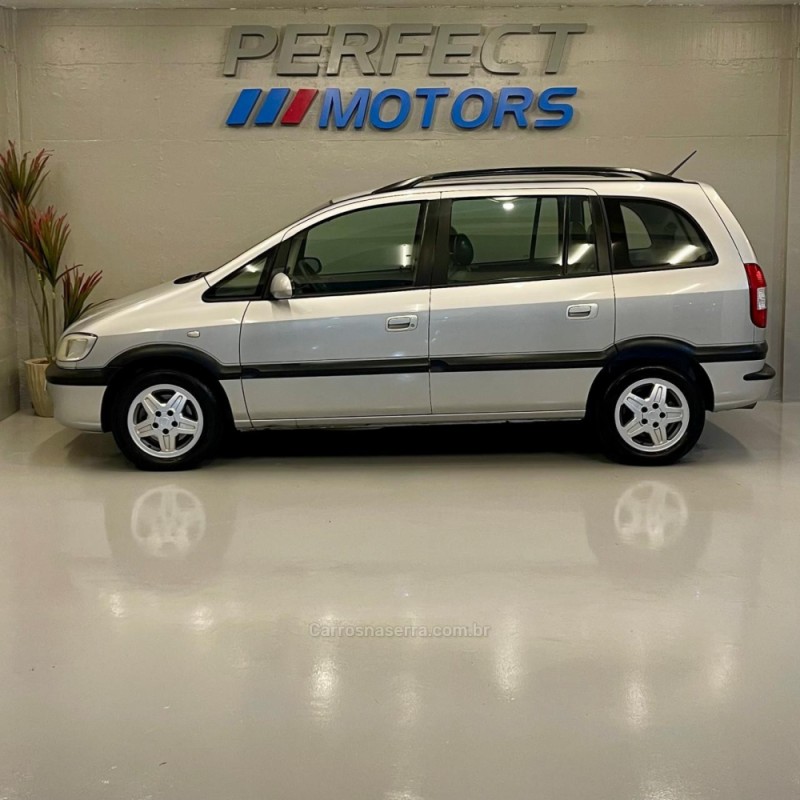 ZAFIRA 2.0 MPFI CD 16V GASOLINA 4P MANUAL - 2002 - BENTO GONçALVES