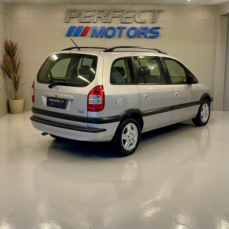 ZAFIRA 2.0 MPFI CD 16V GASOLINA 4P MANUAL - 2002 - BENTO GONçALVES