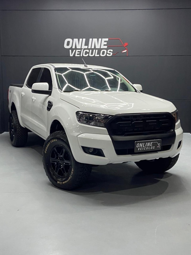 RANGER 2.2 XLS 4X4 CD 16V DIESEL 4P AUTOMÁTICO - 2017 - FARROUPILHA