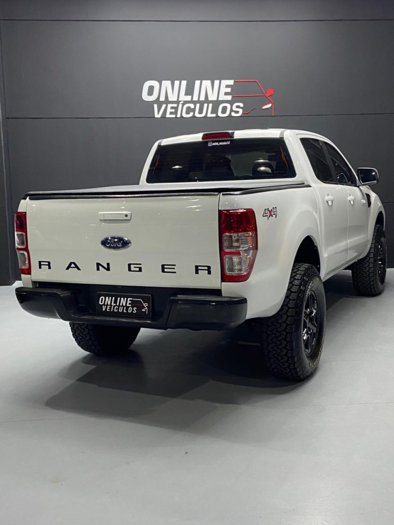 RANGER 2.2 XLS 4X4 CD 16V DIESEL 4P AUTOMÁTICO - 2017 - FARROUPILHA