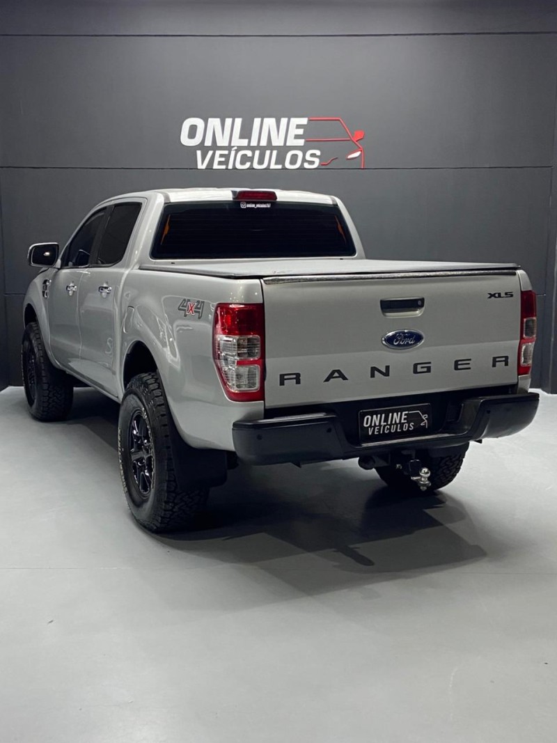 RANGER 2.2 XLS 4X4 CD 16V DIESEL 4P AUTOMÁTICO - 2017 - FARROUPILHA