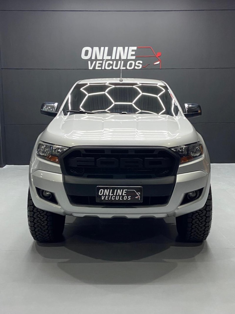RANGER 2.2 XLS 4X4 CD 16V DIESEL 4P AUTOMÁTICO - 2017 - FARROUPILHA