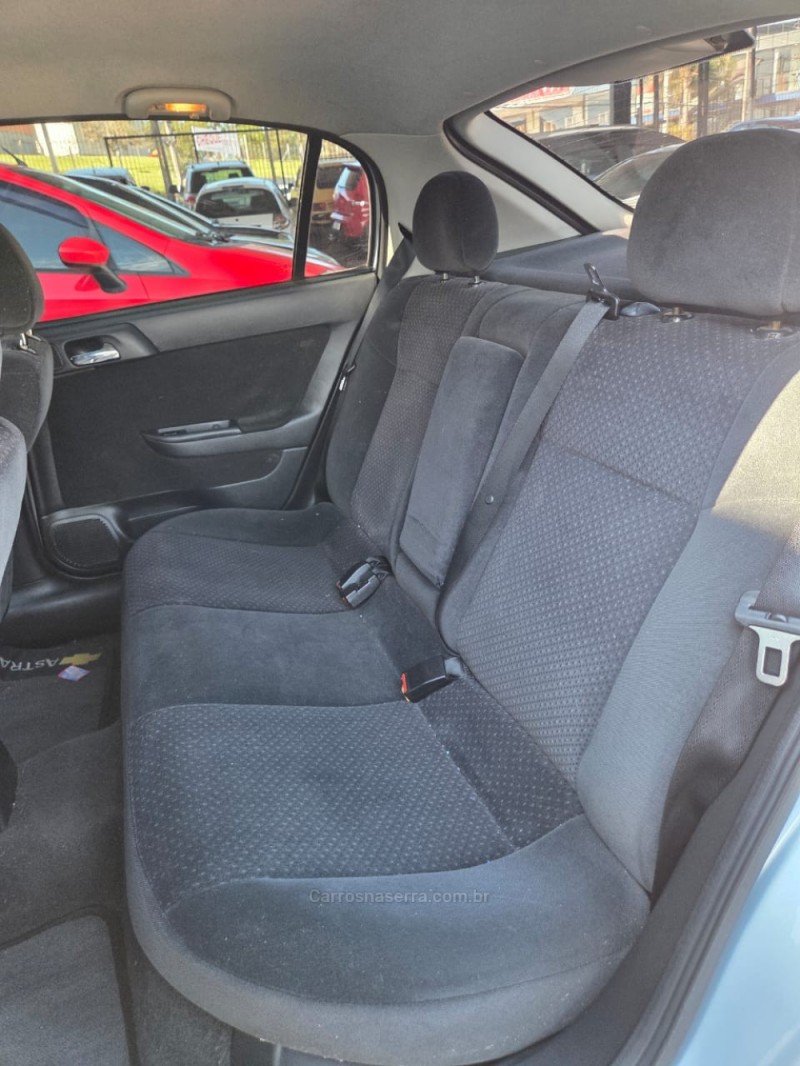 ASTRA 2.0 MPFI ADVANTAGE 8V FLEX 4P MANUAL - 2011 - CAXIAS DO SUL