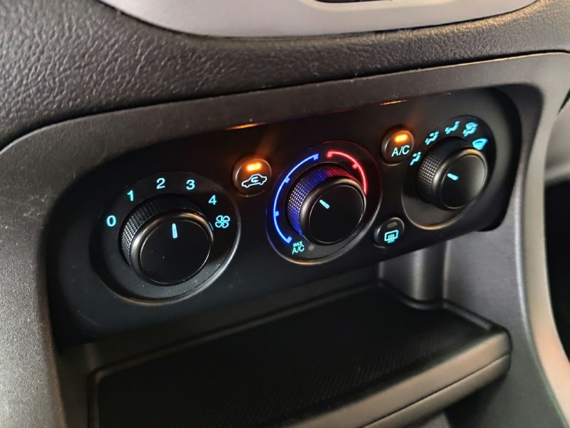 KA 1.5 SE SEDAN 16V FLEX 4P MANUAL - 2020 - CAXIAS DO SUL
