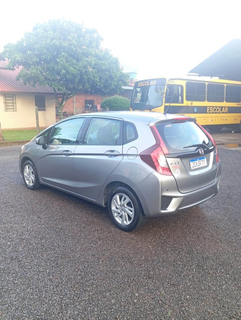 FIT 1.5 LX 16V FLEX 4P MANUAL - 2015 - PICADA CAFé