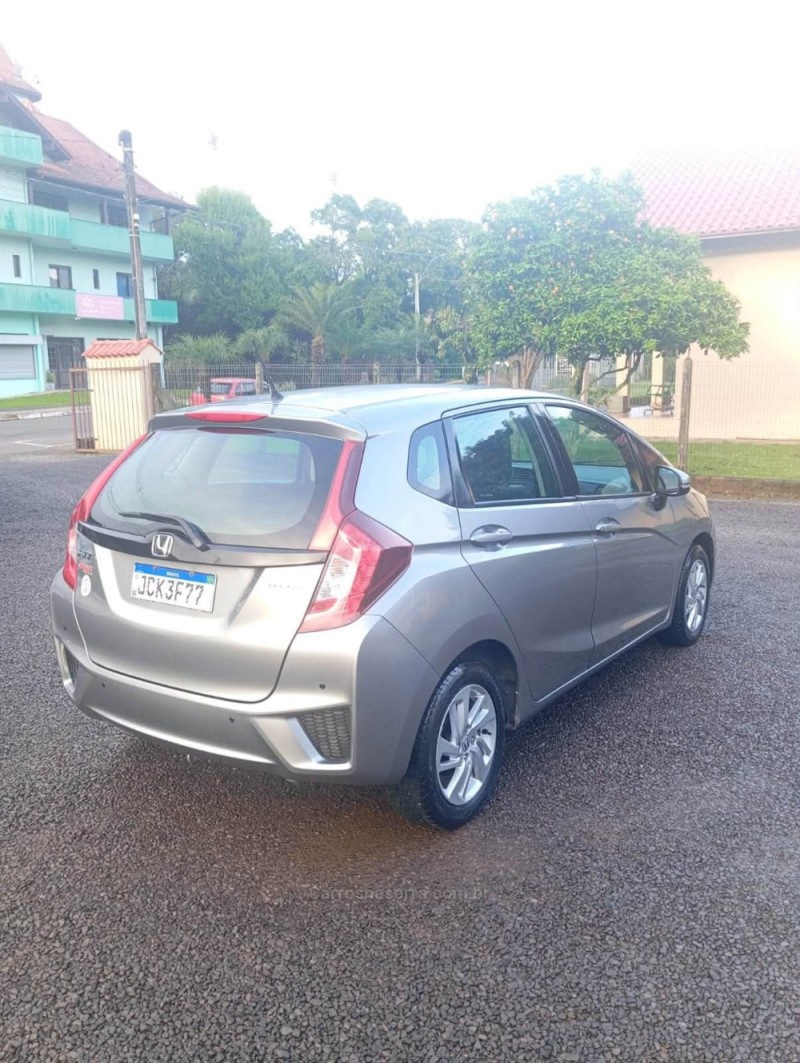 FIT 1.5 LX 16V FLEX 4P MANUAL - 2015 - PICADA CAFé