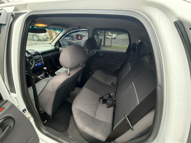 CLASSIC 1.0 MPFI LS 8V FLEX 4P MANUAL - 2015 - CANELA