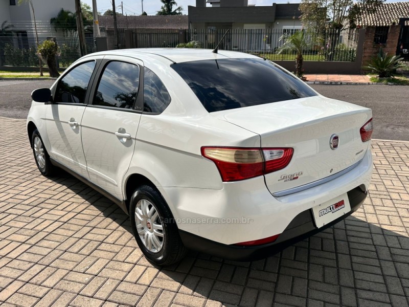 GRAND SIENA 1.4 MPI ATTRACTIVE 8V FLEX 4P MANUAL - 2013 - CAMPO BOM