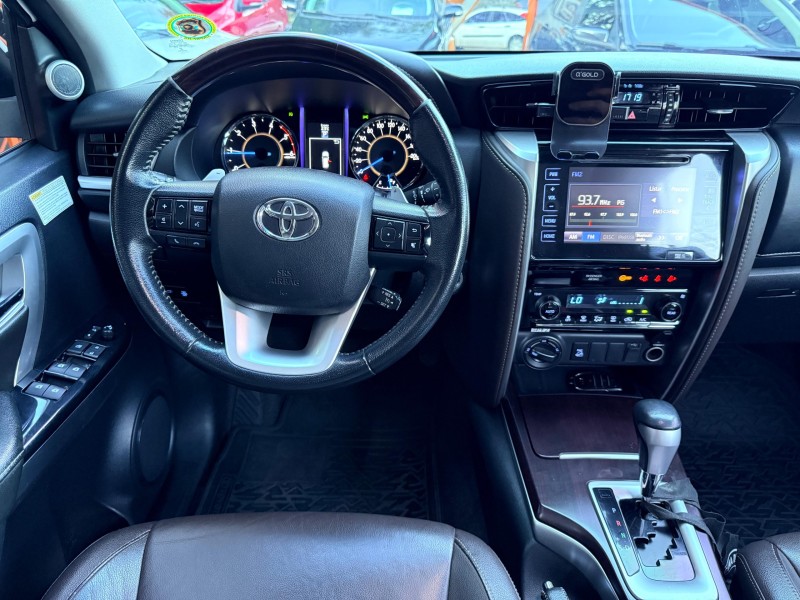HILUX SW4 2.8 SRX 4X4 16V TURBO INTERCOOLER DIESEL 4P AUTOMÁTICO - 2018 - TRêS COROAS