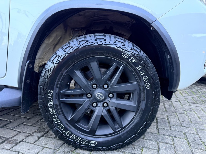 HILUX SW4 2.8 SRX 4X4 16V TURBO INTERCOOLER DIESEL 4P AUTOMÁTICO - 2018 - TRêS COROAS