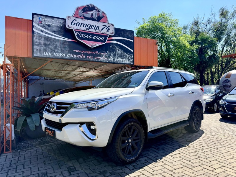 HILUX SW4 2.8 SRX 4X4 16V TURBO INTERCOOLER DIESEL 4P AUTOMÁTICO - 2018 - TRêS COROAS