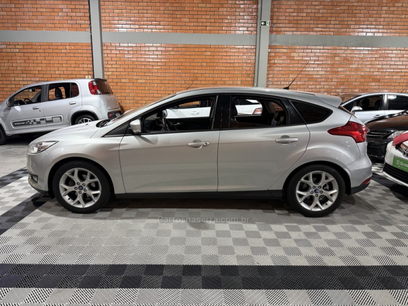 FOCUS 1.6 SE 16V FLEX 4P MANUAL - 2016 - BENTO GONçALVES