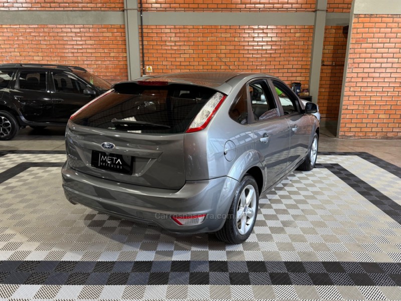 FOCUS 1.6 GLX 8V FLEX 4P MANUAL - 2012 - BENTO GONçALVES