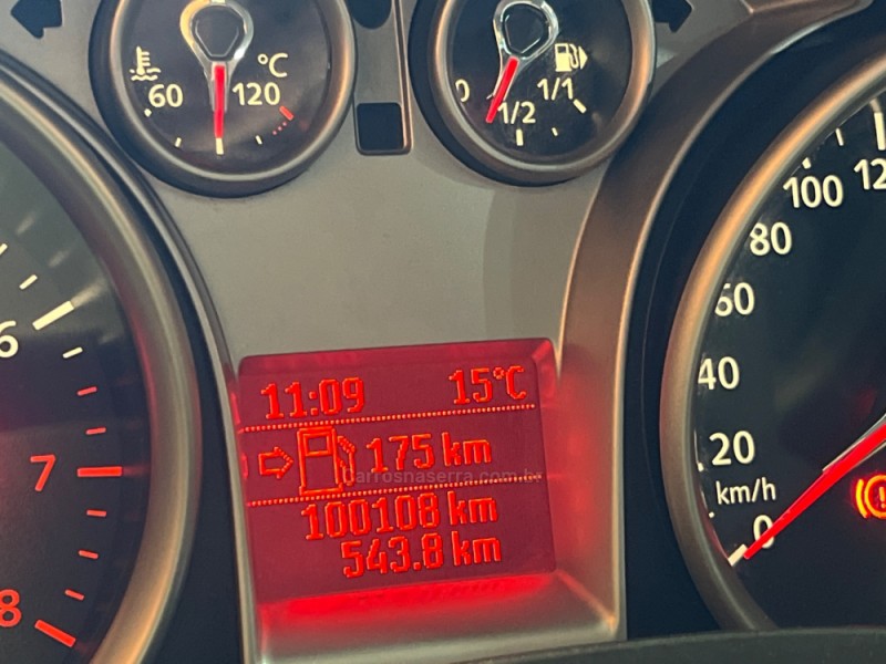 FOCUS 1.6 GLX 8V FLEX 4P MANUAL - 2012 - BENTO GONçALVES