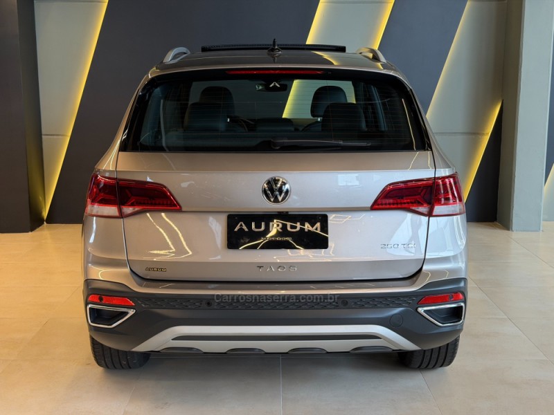 TAOS 1.4 16V HIGHLINE TSI FLEX 4P AUTOMÁTICO - 2024 - CAXIAS DO SUL