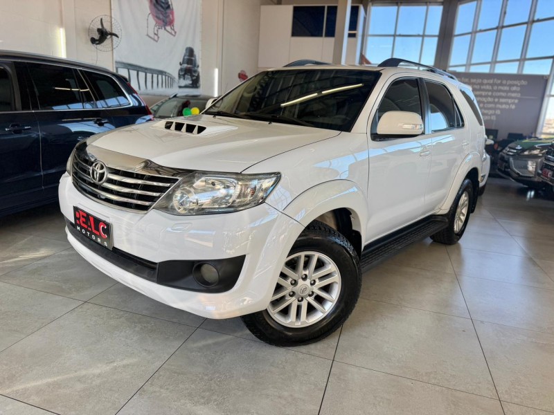 HILUX SW4 3.0 SRV 4X4 16V TURBO INTERCOOLER DIESEL 4P AUTOMÁTICO - 2012 - CAXIAS DO SUL