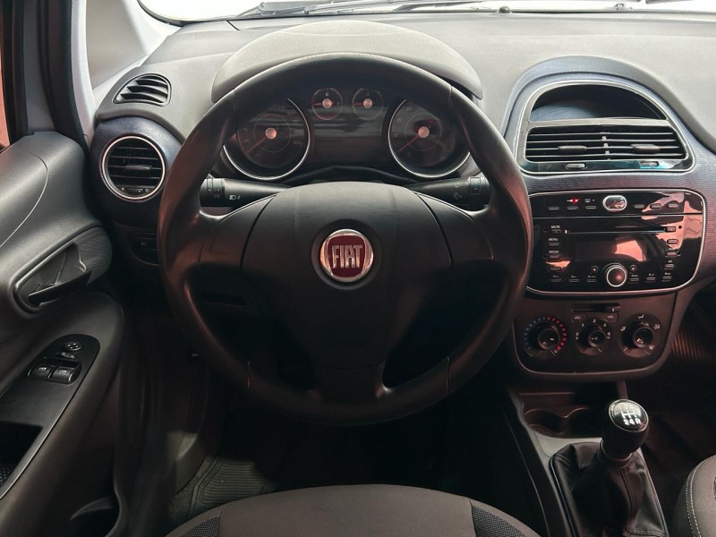 PUNTO 1.4 ATTRACTIVE 8V FLEX 4P MANUAL - 2014 - CAXIAS DO SUL