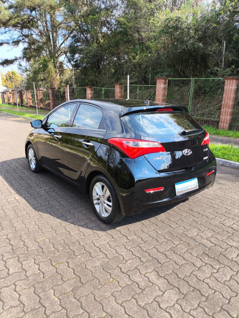 HB20 1.6 PREMIUM 16V FLEX 4P AUTOMÁTICO - 2014 - GUAPORé