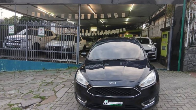 FOCUS 2.0 SE HATCH 16V FLEX 4P AUTO - 2017 - CAXIAS DO SUL