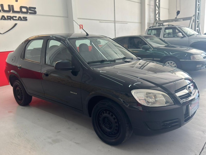 PRISMA 1.4 MPFI MAXX 8V FLEX 4P MANUAL - 2011 - CAXIAS DO SUL