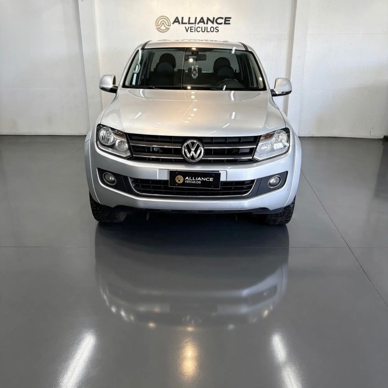 AMAROK 2.0 HIGHLINE 4X4 CD 16V TURBO INTERCOOLER DIESEL 4P AUTOMÁTICO - 2014 - CAXIAS DO SUL