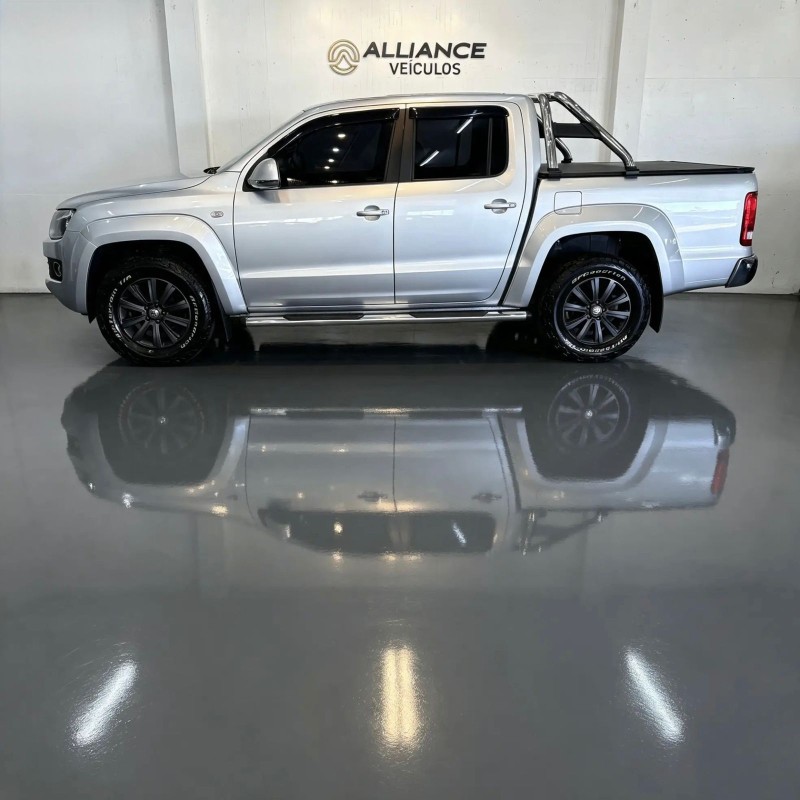 AMAROK 2.0 HIGHLINE 4X4 CD 16V TURBO INTERCOOLER DIESEL 4P AUTOMÁTICO - 2014 - CAXIAS DO SUL
