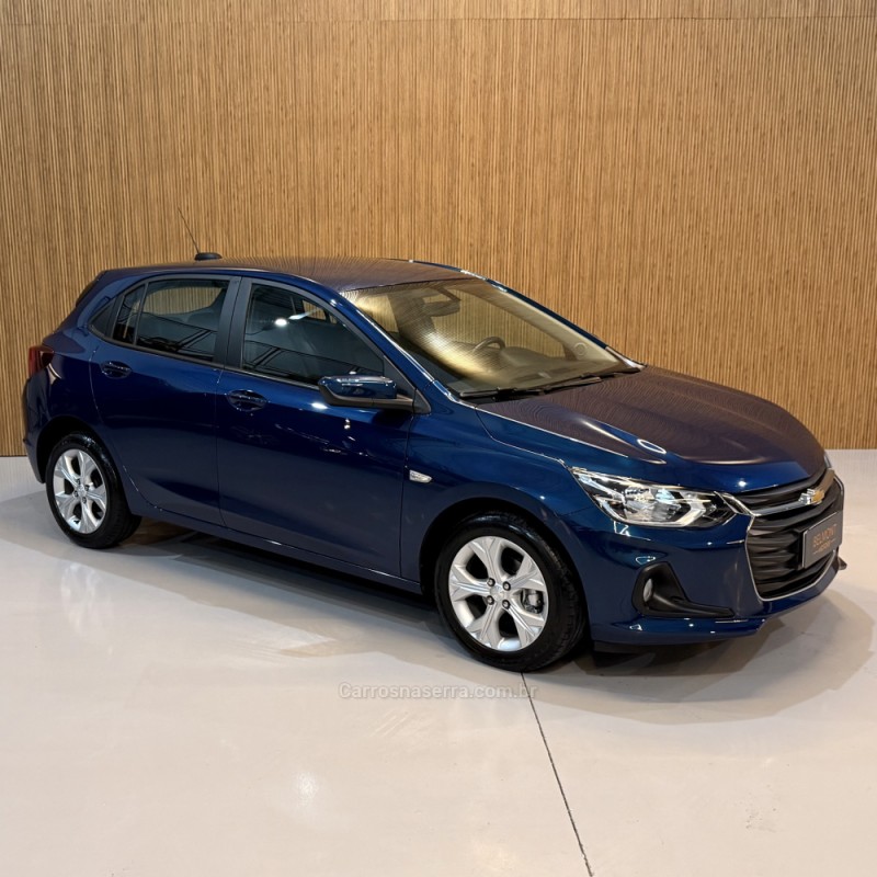 ONIX 1.0	LTZ PLUS 8V TURBO FLEX 4P AUTOMÁTICO - 2023 - BENTO GONçALVES