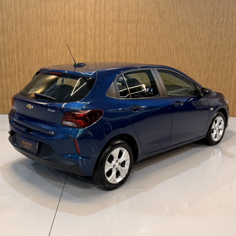 ONIX 1.0	LTZ PLUS 8V TURBO FLEX 4P AUTOMÁTICO - 2023 - BENTO GONçALVES