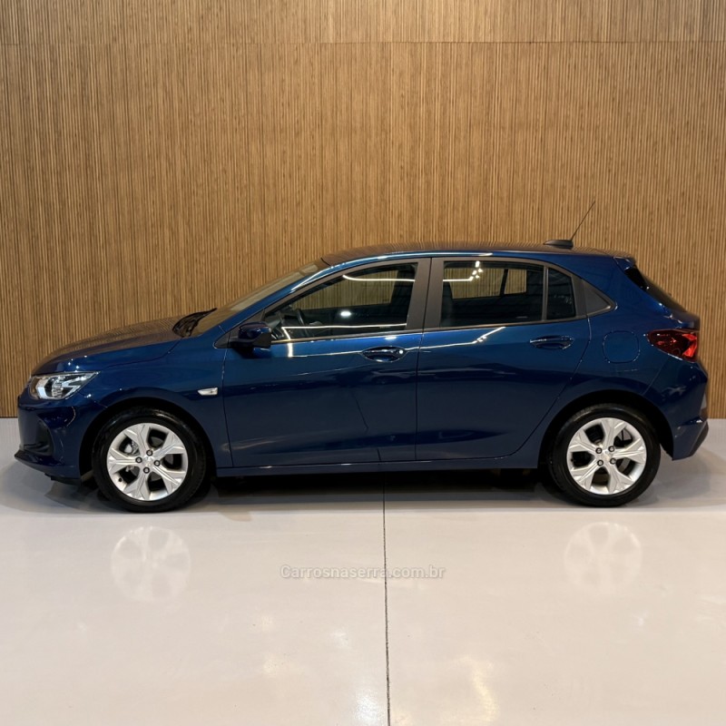 ONIX 1.0	LTZ PLUS 8V TURBO FLEX 4P AUTOMÁTICO - 2023 - BENTO GONçALVES
