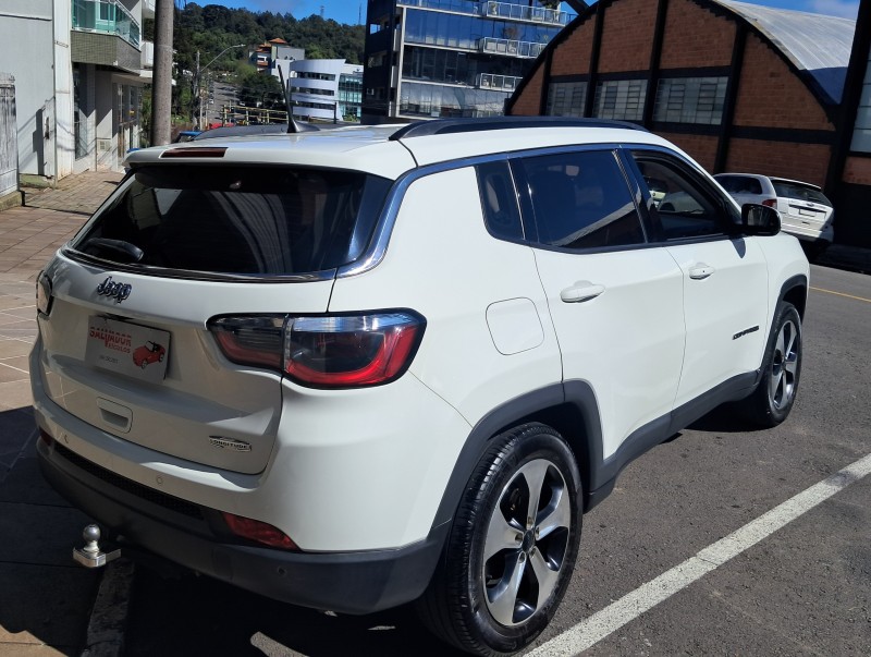 COMPASS 2.0 16V FLEX LONGITUDE AUTOMÁTICO - 2018 - FLORES DA CUNHA