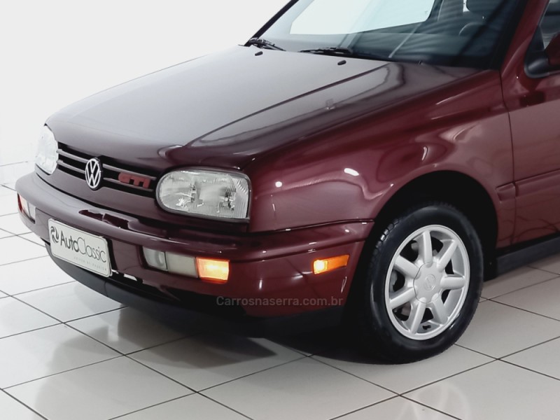GOLF 2.0 MI GTI 8V GASOLINA 2P MANUAL - 1995 - PORTO ALEGRE