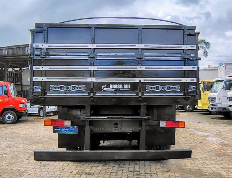 L-1620 3 EIXOS - 1997 - PORTãO