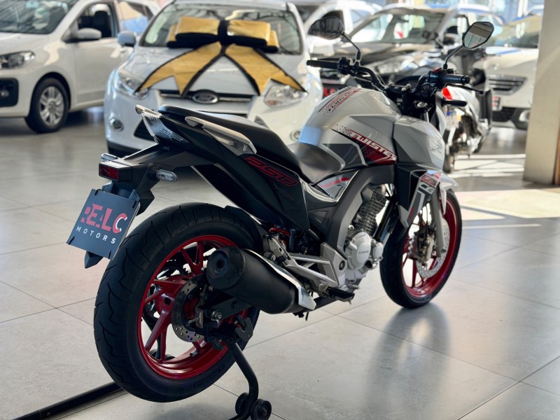 CB 250F TWISTER CBS - 2021 - CAXIAS DO SUL