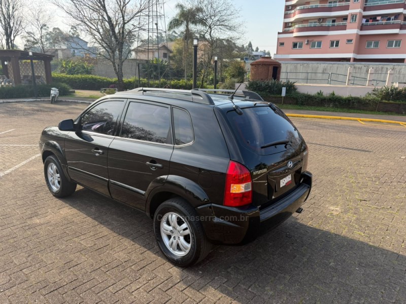 TUCSON 2.0 MPFI GLS 16V 143CV 2WD GASOLINA 4P AUTOMÁTICO - 2008 - BROCHIER