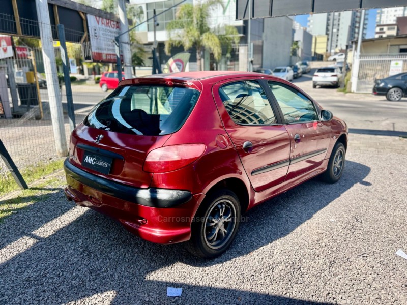 206 1.0 SELECTION 16V GASOLINA 4P MANUAL - 2004 - CAXIAS DO SUL