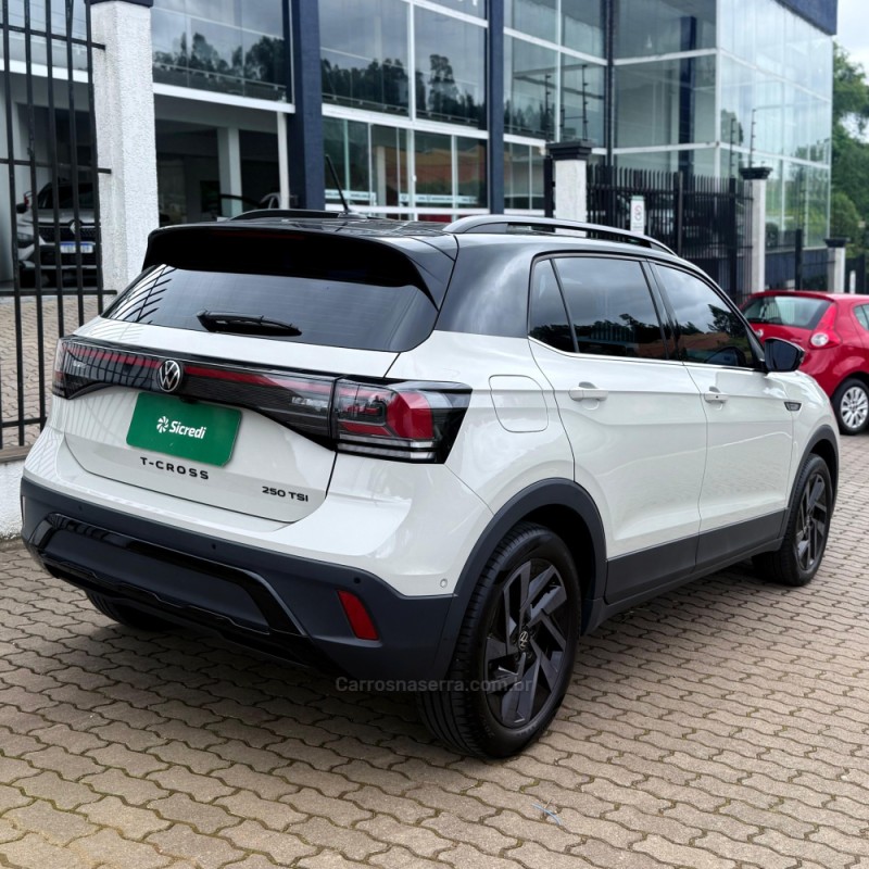 T-CROSS 1.4 HIGHLINE TSI 16V FLEX 4P AUTOMÁTICO - 2025 - CAXIAS DO SUL