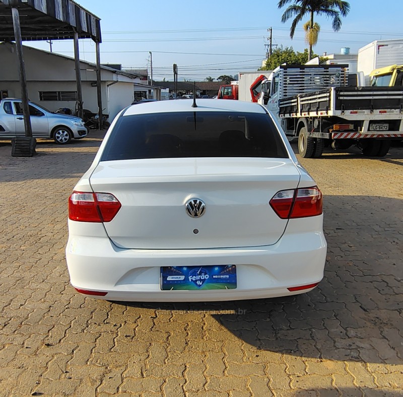 VOYAGE 1.0 I TREND 16V FLEX 4P MANUAL - 2022 - PORTãO