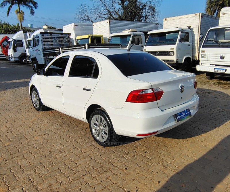 VOYAGE 1.0 I TREND 16V FLEX 4P MANUAL - 2022 - PORTãO